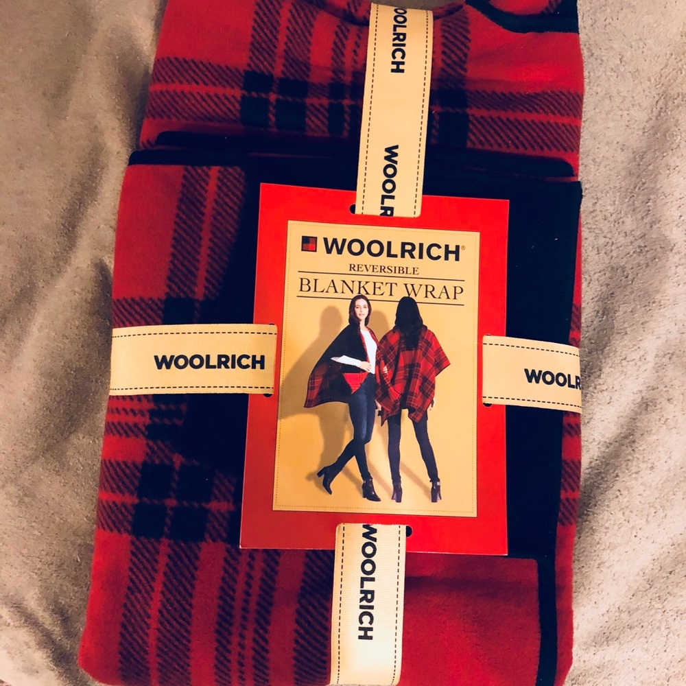 Woolrich reversible blanket wrap